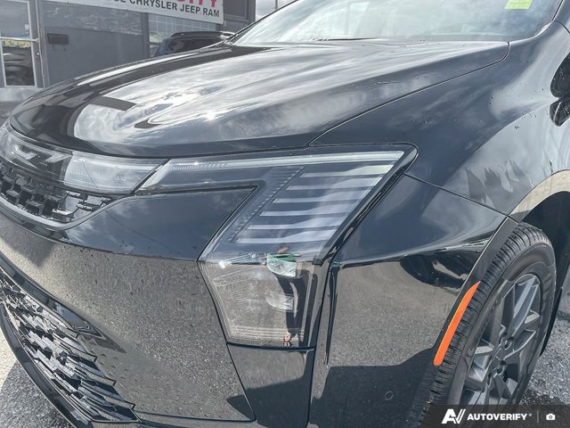 2027 Chrysler Pacifica Select, černá, 29 km, dovoz Kanada — foto 9 z 20