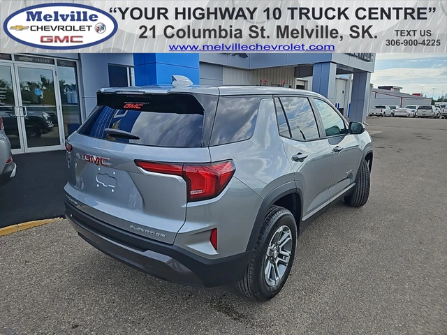 2027 GMC Terrain AWD ELEVATION, stříbrná, dovoz Kanada — foto 3 z 5
