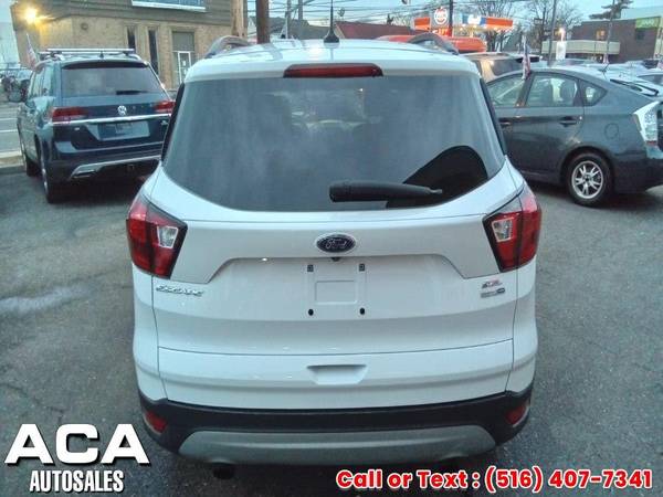 2019 Ford, dovoz USA — foto 4 z 12