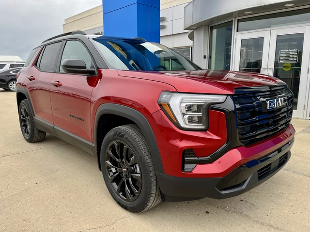 2026 GMC Terrain AWD Elevation, červená, 18 km, dovoz Kanada — foto 3 z 19