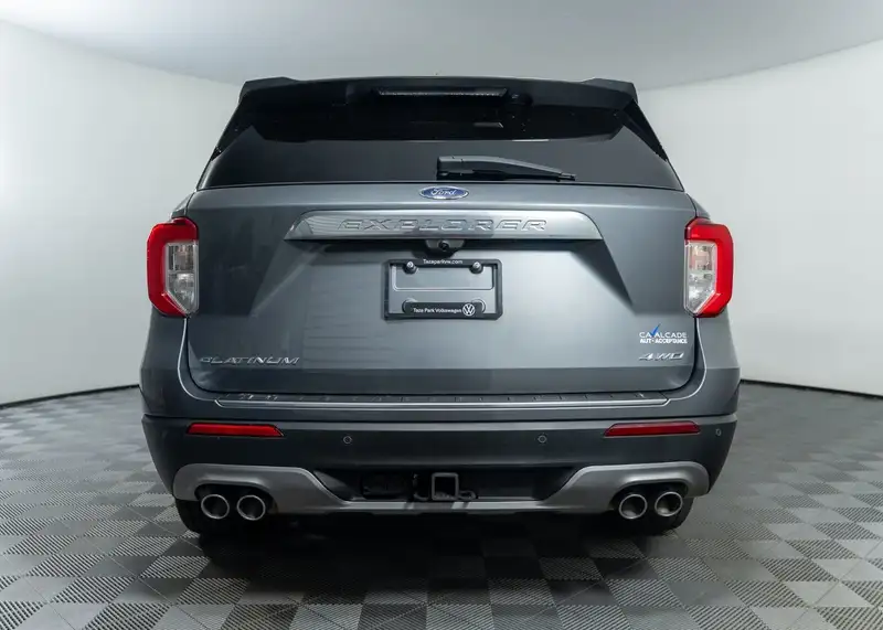 2022 Ford Explorer Platinum, šedá, 167 808 km, dovoz Kanada — foto 5 z 12