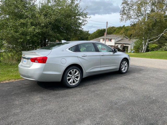 2018 Buick Impala, 67 800 km, dovoz Kanada — foto 3 z 3