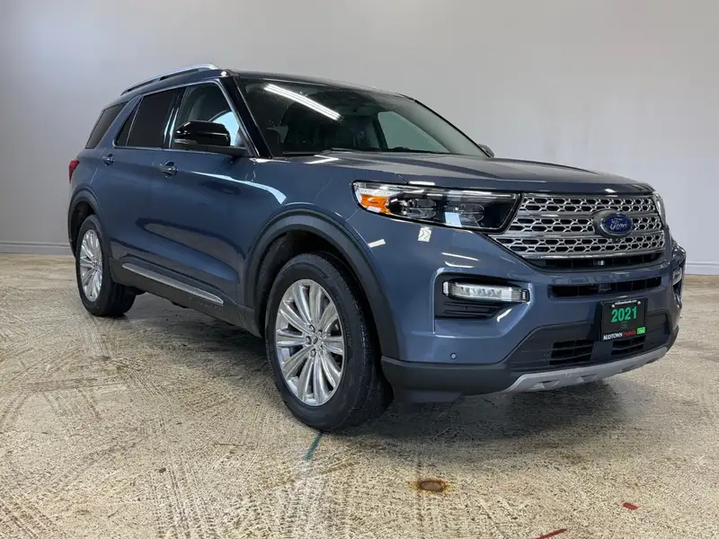 2021 Ford Explorer, modrá, 91 010 km, dovoz Kanada — foto 3 z 12