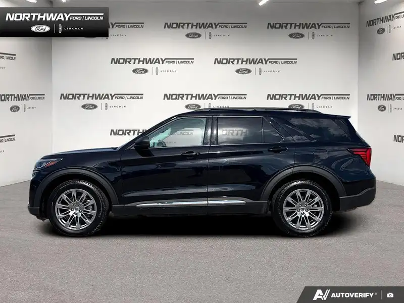 2025 Ford Explorer Active, černá, 53 782 km, dovoz Kanada — foto 3 z 12