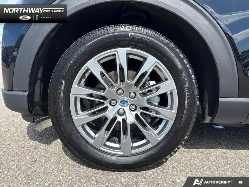 2025 Ford Explorer Active, černá, 53 782 km, dovoz Kanada — foto 6 z 12