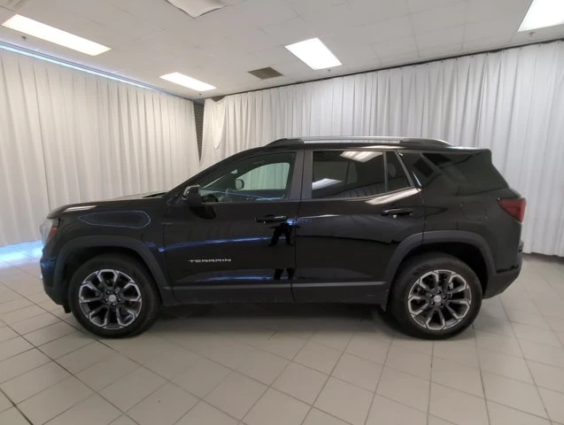 2026 GMC Terrain AWD Elevation, černá, 41 937 km, dovoz Kanada — foto 5 z 20