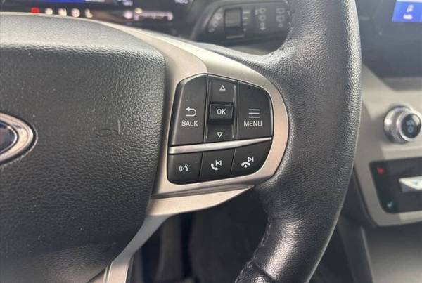 2022 Ford, dovoz USA — foto 10 z 12