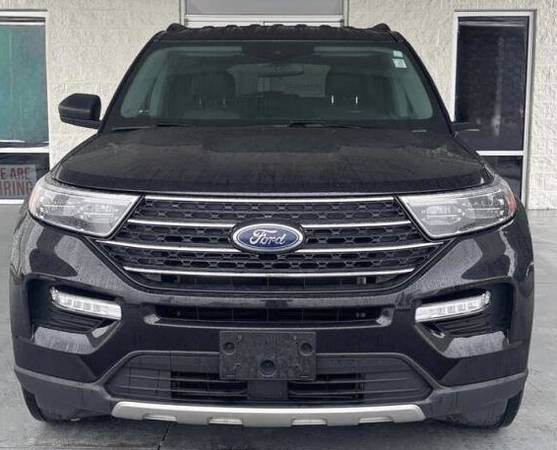 2022 Ford, dovoz USA — foto 3 z 12