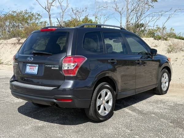 2015 Subaru, dovoz USA — foto 4 z 12