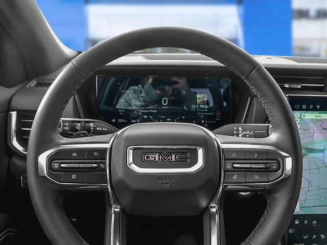 2027 GMC Terrain Elevation, bílá, dovoz Kanada — foto 13 z 20