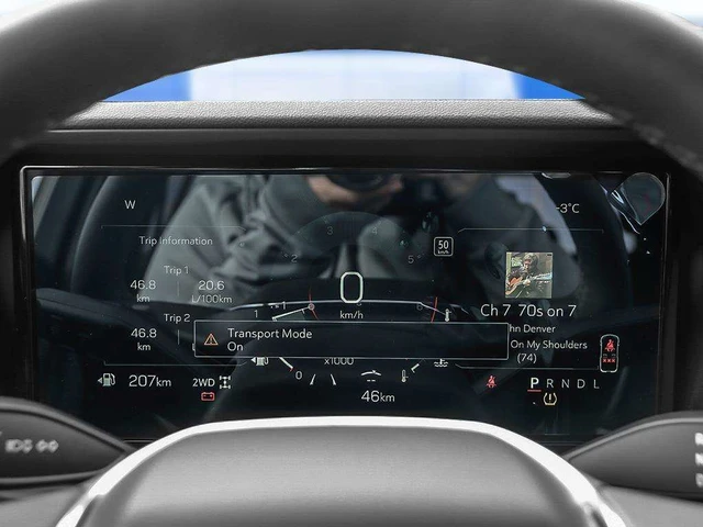 2027 GMC Terrain Elevation, bílá, dovoz Kanada — foto 14 z 20