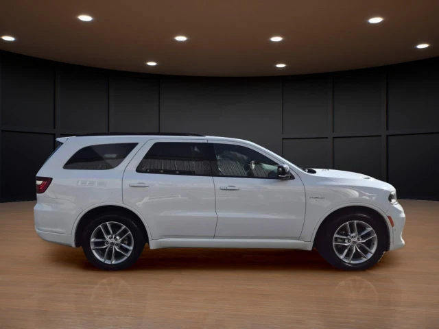 2024 Dodge Durango R/T, bílá, 92 058 km, dovoz Kanada — foto 4 z 20