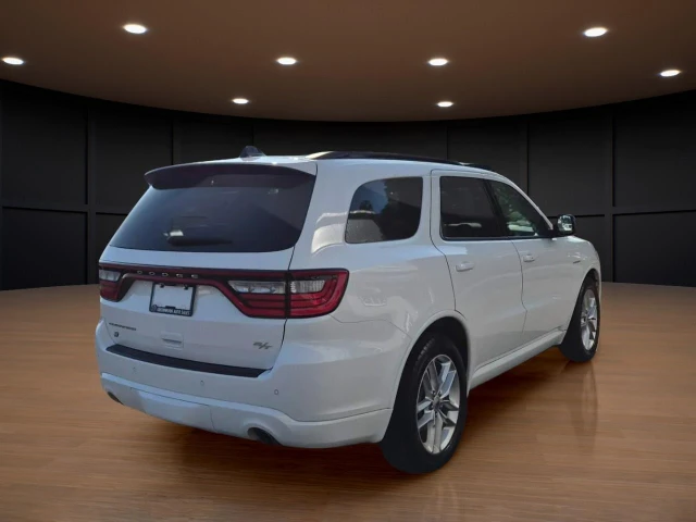 2024 Dodge Durango R/T, bílá, 92 058 km, dovoz Kanada — foto 5 z 20