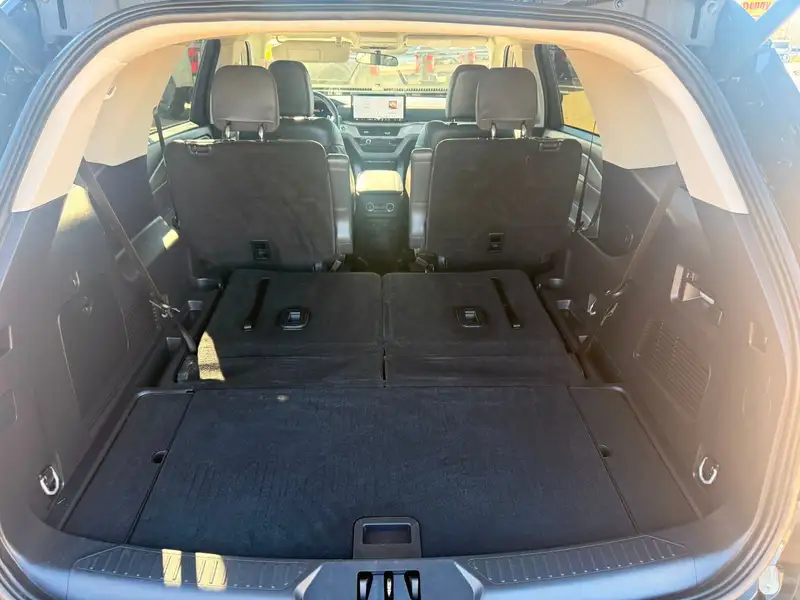 2025 Ford Explorer Active, černá, 30 158 km, dovoz Kanada — foto 7 z 12