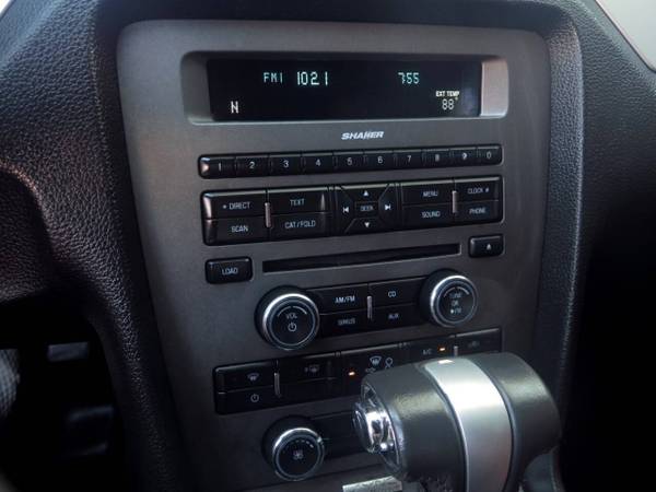 2011 Ford, dovoz USA — foto 10 z 12
