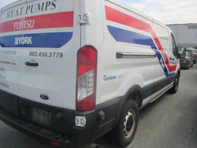 2020 Ford Transit BASE, bílá, 158 287 km, dovoz Kanada — foto 2 z 6