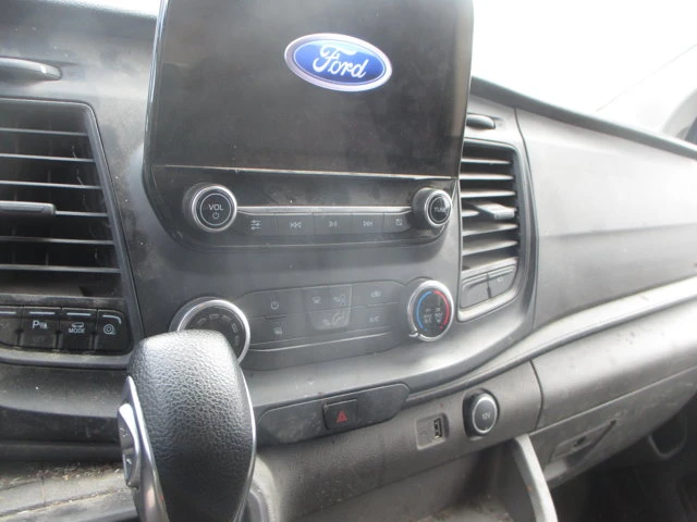 2020 Ford Transit BASE, bílá, 158 287 km, dovoz Kanada — foto 5 z 6