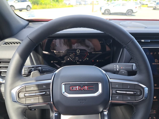 2027 GMC Terrain Elevation, červená, dovoz Kanada — foto 13 z 20