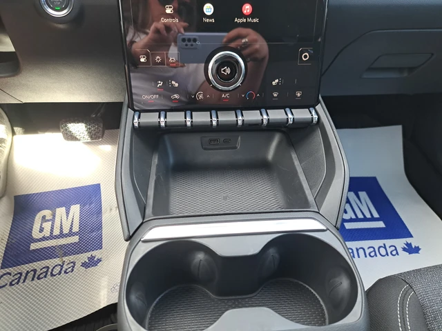 2027 GMC Terrain Elevation, červená, dovoz Kanada — foto 14 z 20