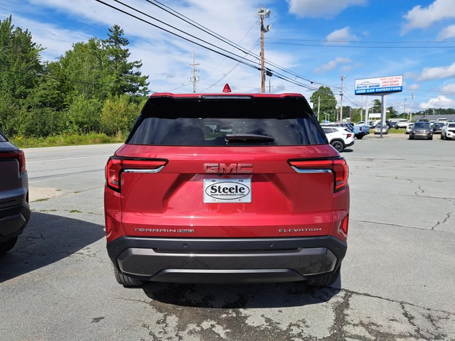 2027 GMC Terrain Elevation, červená, dovoz Kanada — foto 6 z 20