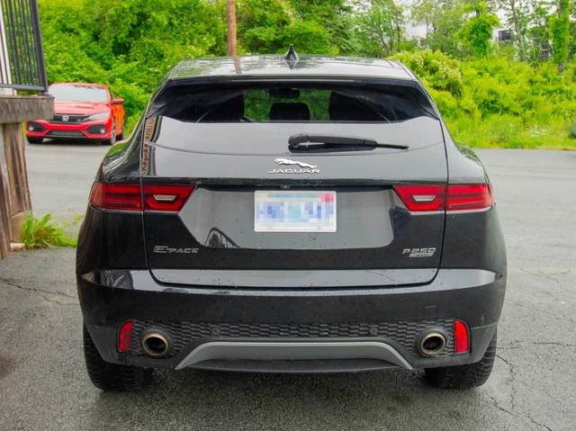 2018 Jaguar E Pace S, černá, 1 km, dovoz Kanada — foto 6 z 20