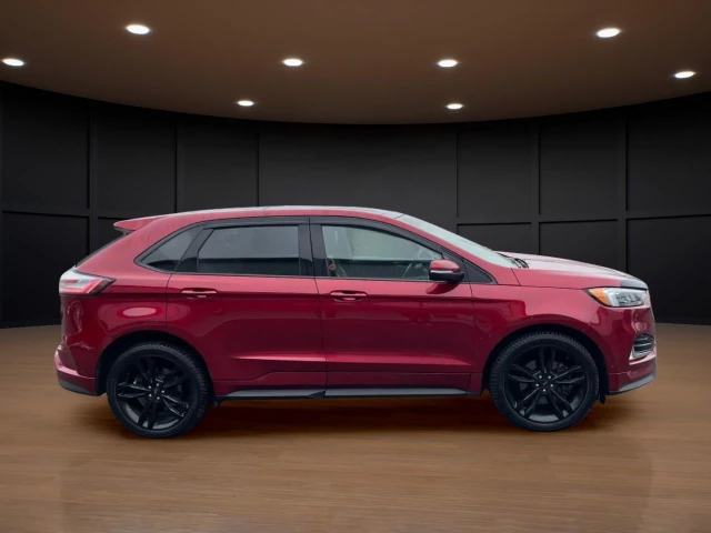 2019 Ford Edge ST, červená, 94 992 km, dovoz Kanada — foto 4 z 20