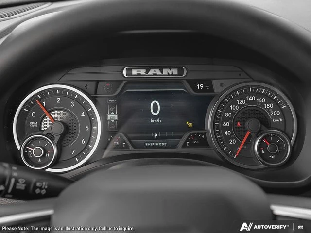 2026 RAM 1500 Express, šedá, 22 km, dovoz Kanada — foto 13 z 20