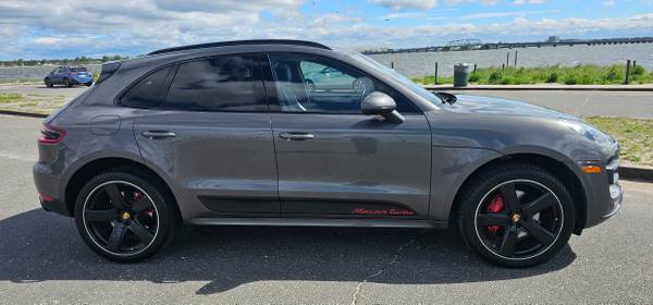 2016 Porsche, dovoz USA — foto 2 z 12