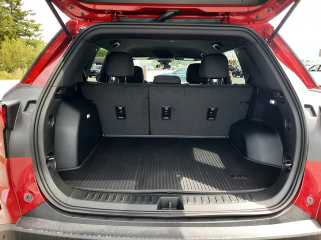 2027 GMC Terrain Elevation, červená, dovoz Kanada — foto 8 z 20