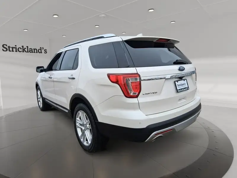 2017 Ford Explorer LIMITED, bílá, 178 001 km, dovoz Kanada — foto 4 z 12