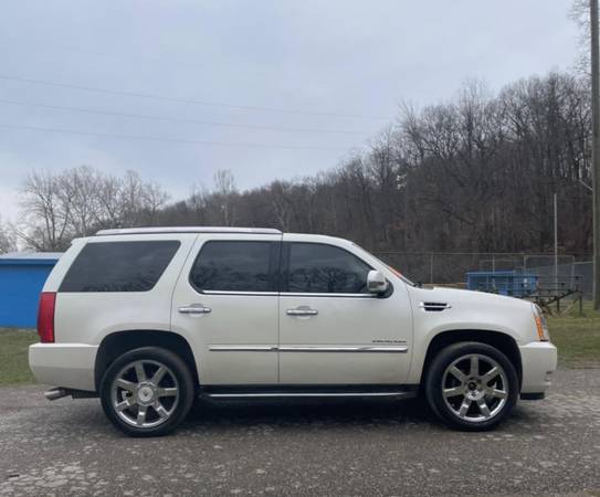 2012 Cadillac, dovoz USA — foto 4 z 12