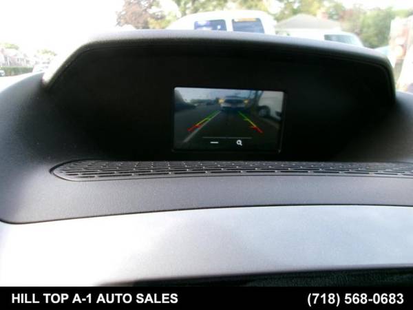 2016 Ford, dovoz USA — foto 12 z 12