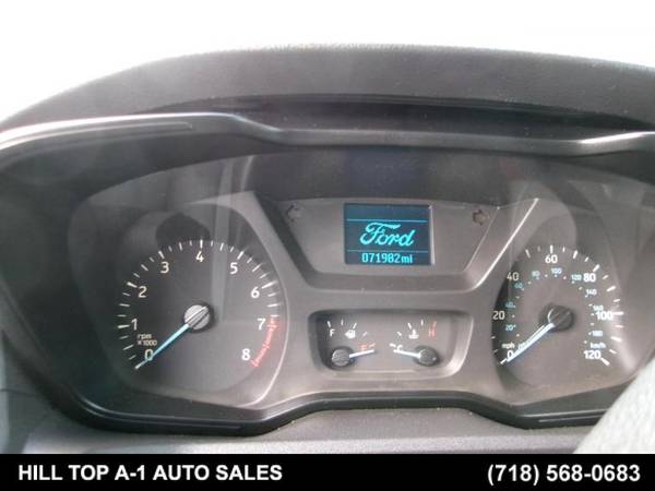 2016 Ford, dovoz USA — foto 9 z 12