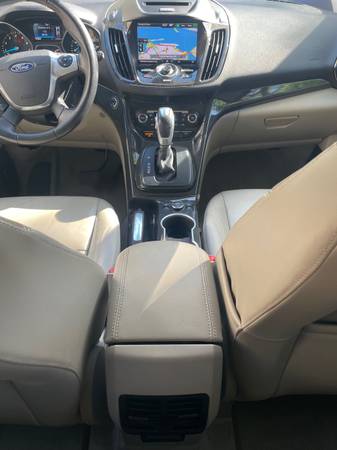 2015 Ford, dovoz USA — foto 10 z 12