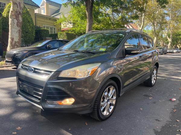 2015 Ford, dovoz USA — foto 2 z 12