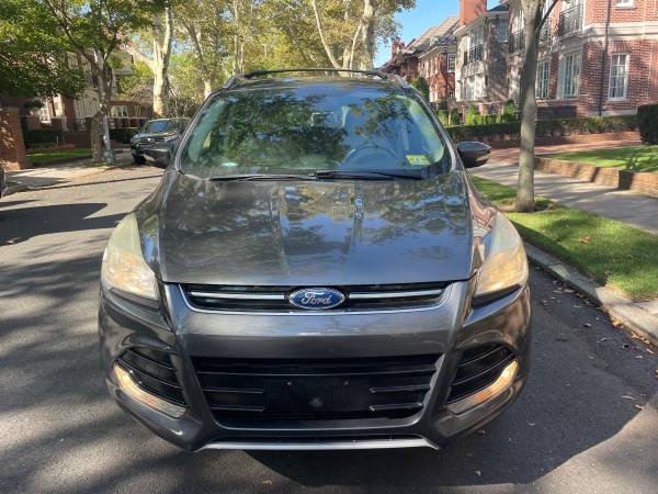2015 Ford, dovoz USA — foto 3 z 12