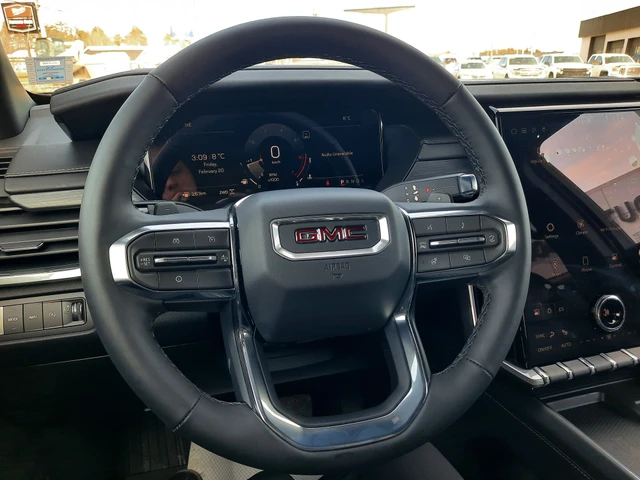 2026 GMC Acadia ELEVATION, černá, 11 km, dovoz Kanada — foto 14 z 20