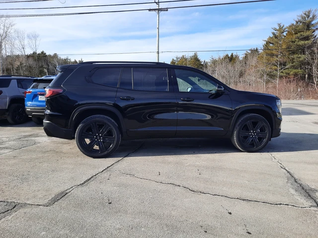 2026 GMC Acadia ELEVATION, černá, 11 km, dovoz Kanada — foto 5 z 20