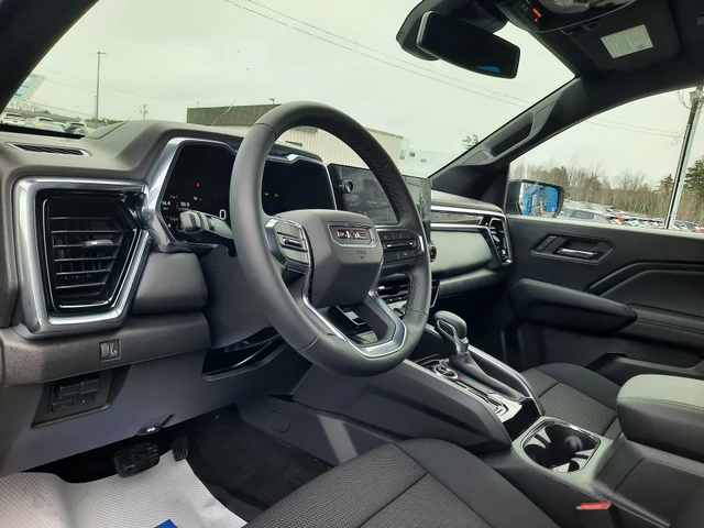2026 GMC Canyon ELEVATION, béžová, 6 km, dovoz Kanada — foto 2 z 20