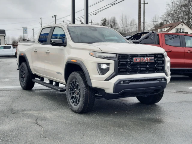 2026 GMC Canyon ELEVATION, béžová, 6 km, dovoz Kanada — foto 4 z 20