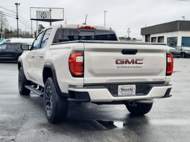 2026 GMC Canyon ELEVATION, béžová, 6 km, dovoz Kanada — foto 7 z 20