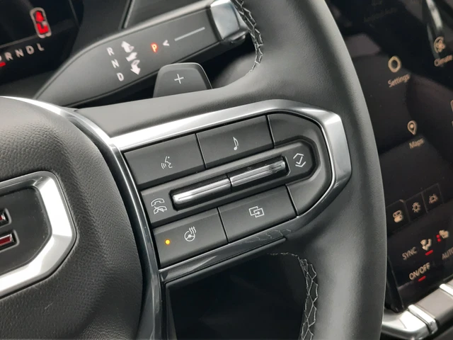 2026 GMC Acadia ELEVATION, červená, 8 km, dovoz Kanada — foto 14 z 20