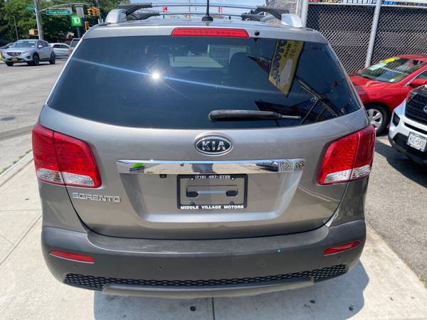 2011 Kia, dovoz USA — foto 5 z 12