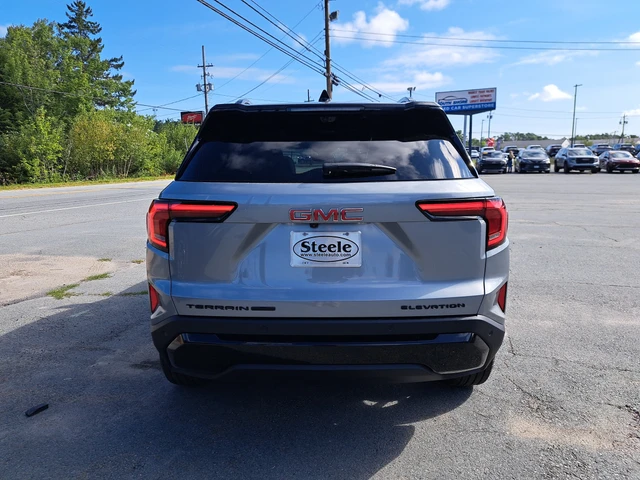 2027 GMC Terrain Elevation, šedá, 350 km, dovoz Kanada — foto 6 z 20