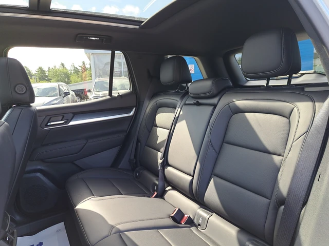 2027 GMC Terrain Elevation, šedá, 350 km, dovoz Kanada — foto 9 z 20