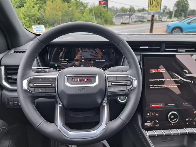2027 GMC Terrain Elevation, bílá, dovoz Kanada — foto 16 z 20