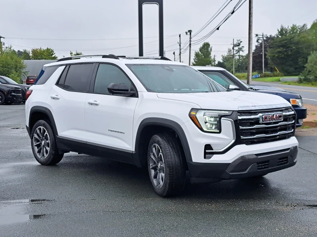 2027 GMC Terrain Elevation, bílá, dovoz Kanada — foto 4 z 20