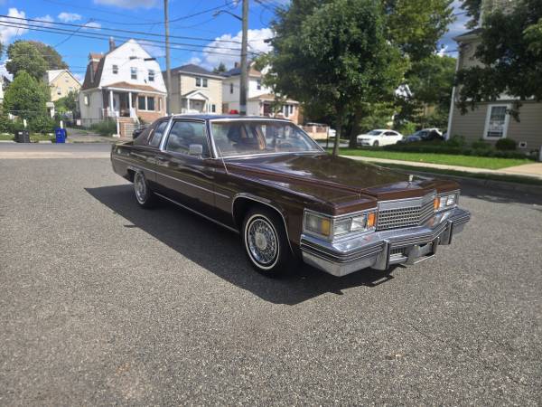 Cadillac, dovoz USA — foto 7 z 12