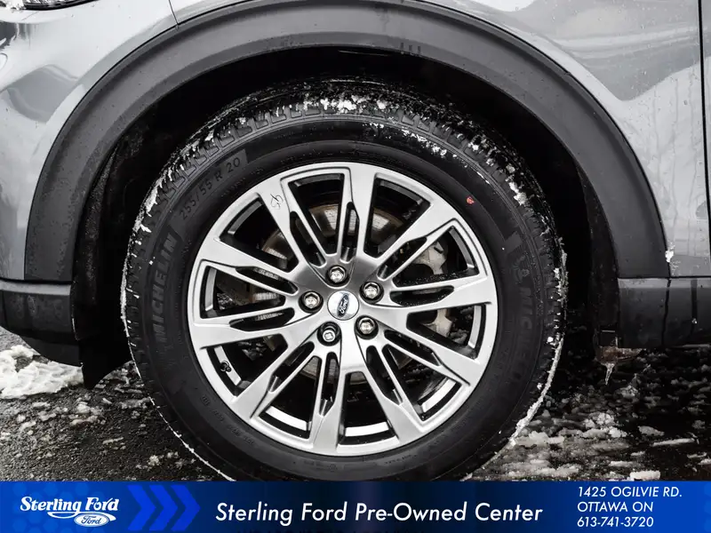 2025 Ford Explorer ACTIVE, šedá, 22 109 km, dovoz Kanada — foto 7 z 12