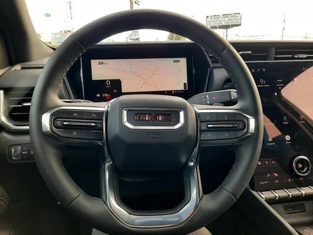 2026 GMC Terrain Elevation, bílá, 536 km, dovoz Kanada — foto 14 z 20